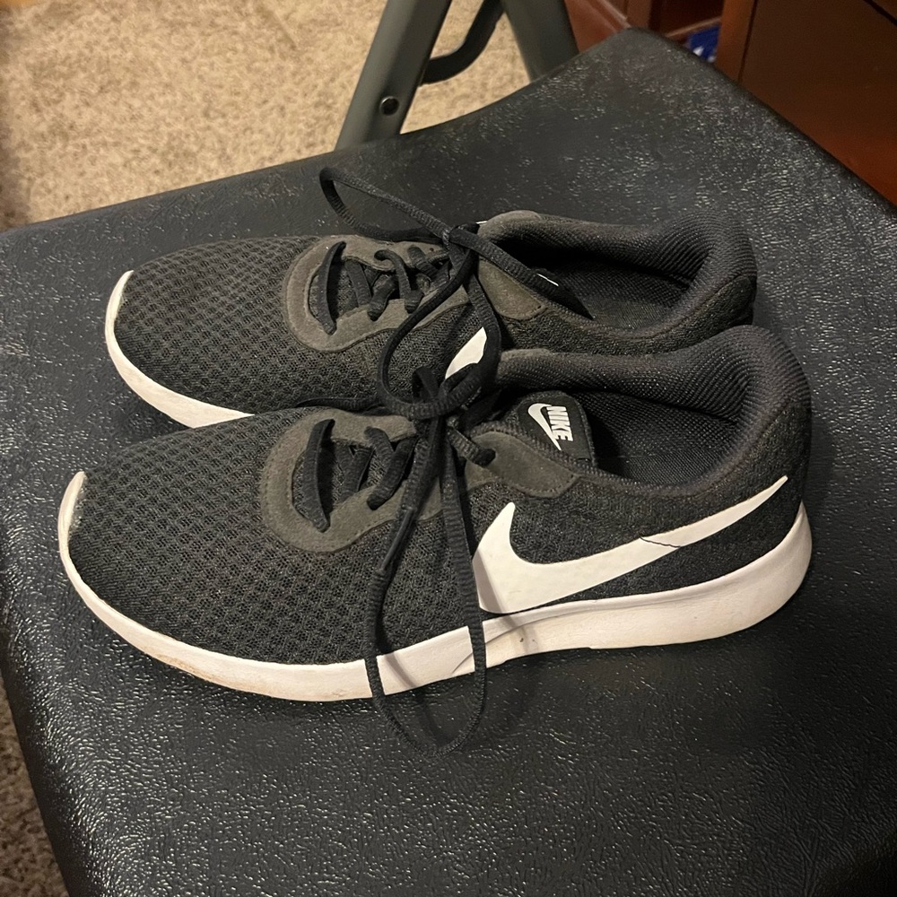 Women's Nike shoes
